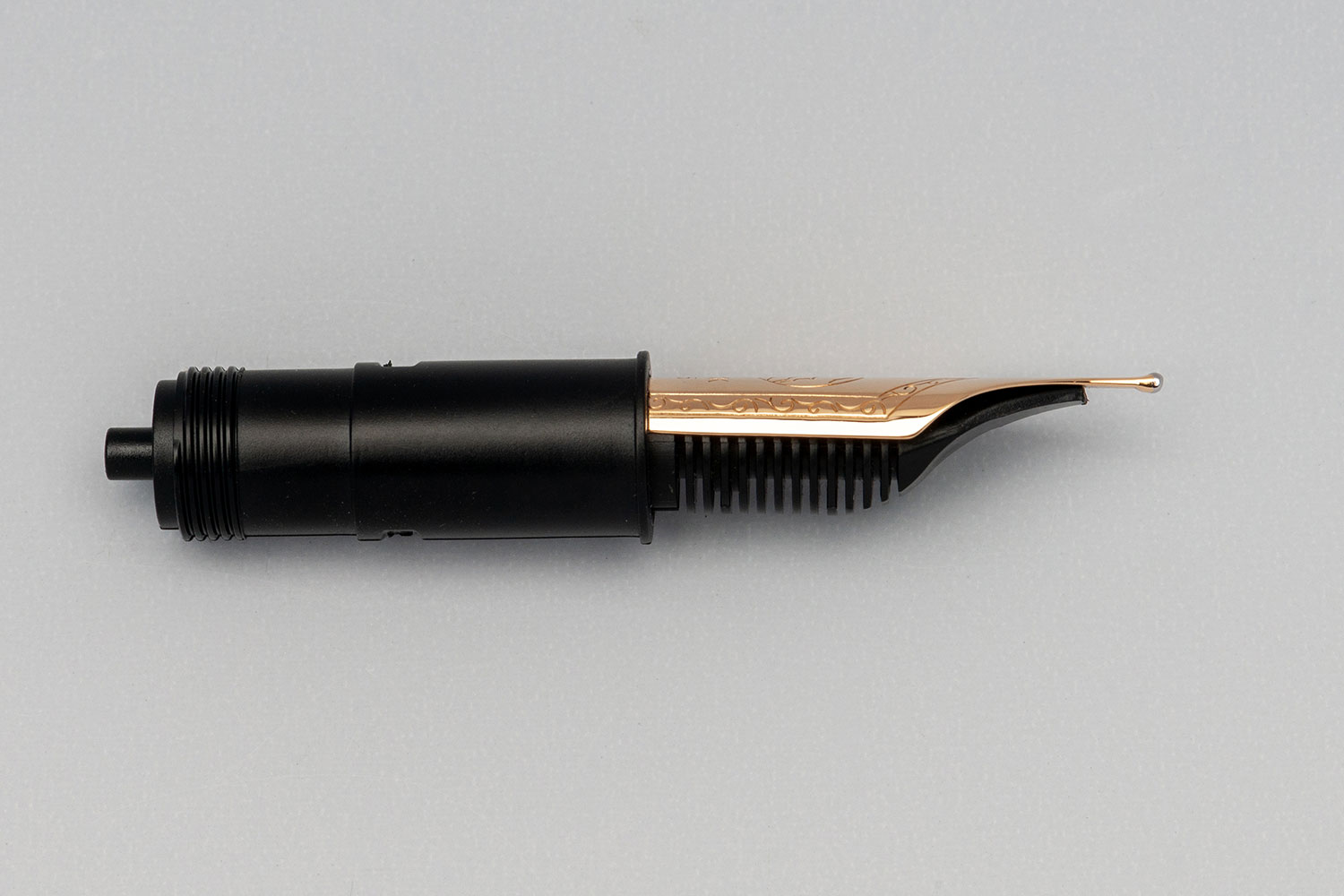 Schreibfeder, Typ 250, Triple, Gold 14K, Seitenansicht