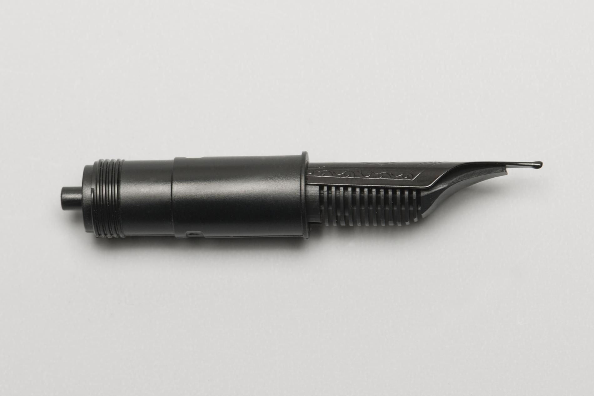 Schreibfeder, Typ 250, Triple, Edelstahl, schwarz lackiert, Seitenansicht