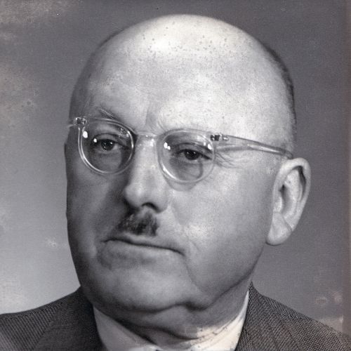 Peter Bock founded the individual enterprise in Heidelberg, Germany